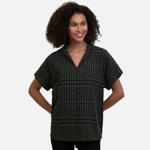 Beachlunchlounge collection black and green gingham plaid short sleeve